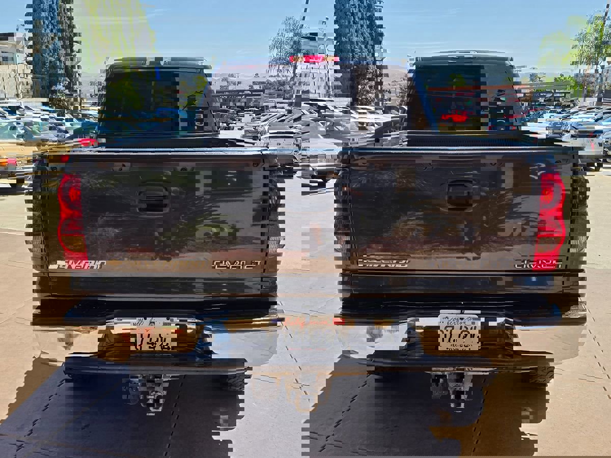 Used 2005 Chevrolet Silverado 1500 LS AWD/4WD image 11