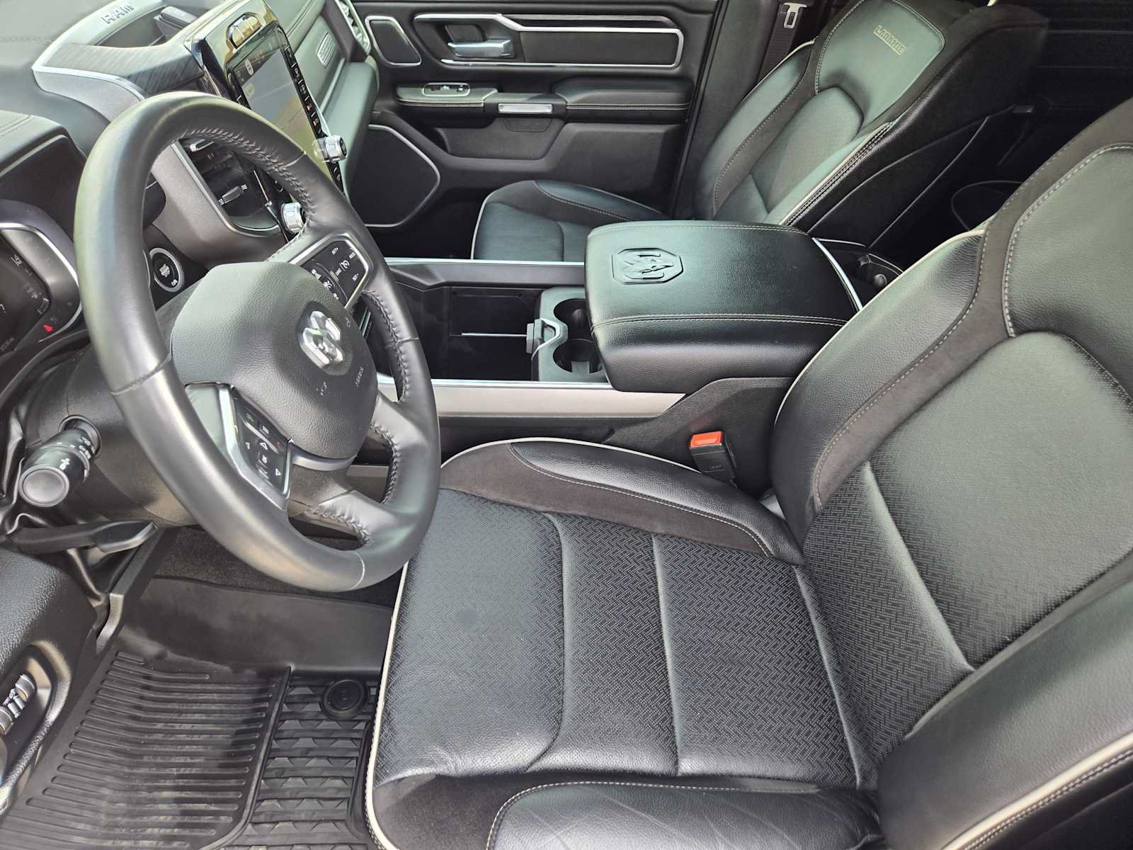 Used 2023 RAM 1500 Laramie AWD/4WD image 14