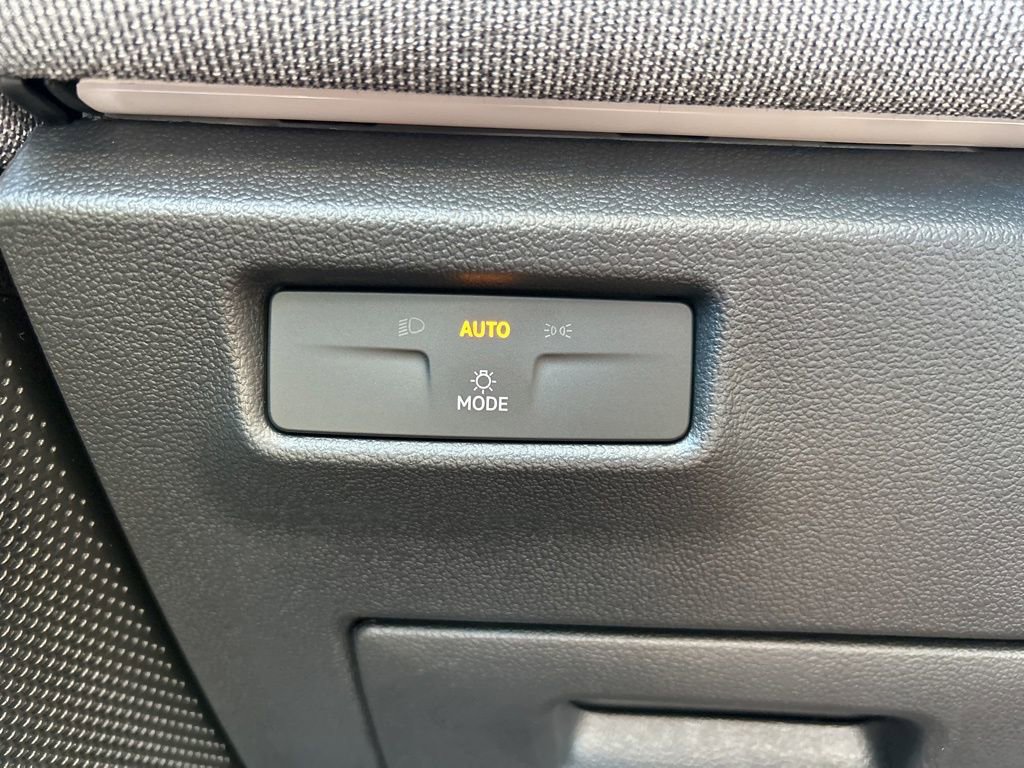 New 2026 Volkswagen Tiguan S image 22