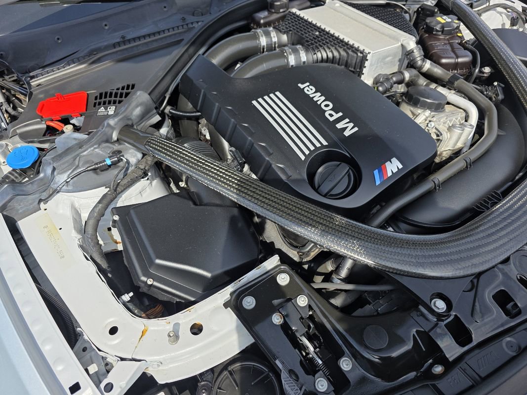 Used 2017 BMW M4 image 39