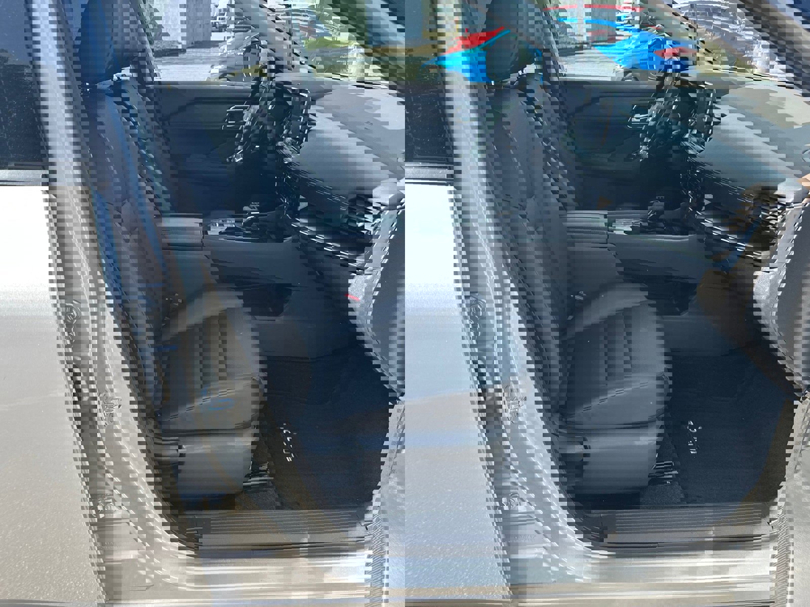 Used 2021 Nissan Rogue SV w/ Premium Package image 13