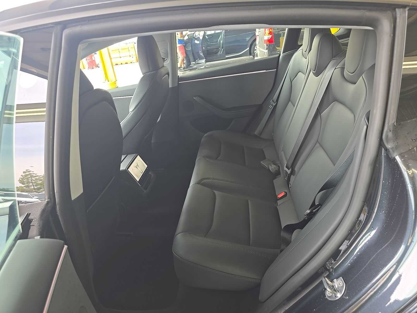 Used 2025 Tesla Model 3 Long Range RWD image 5
