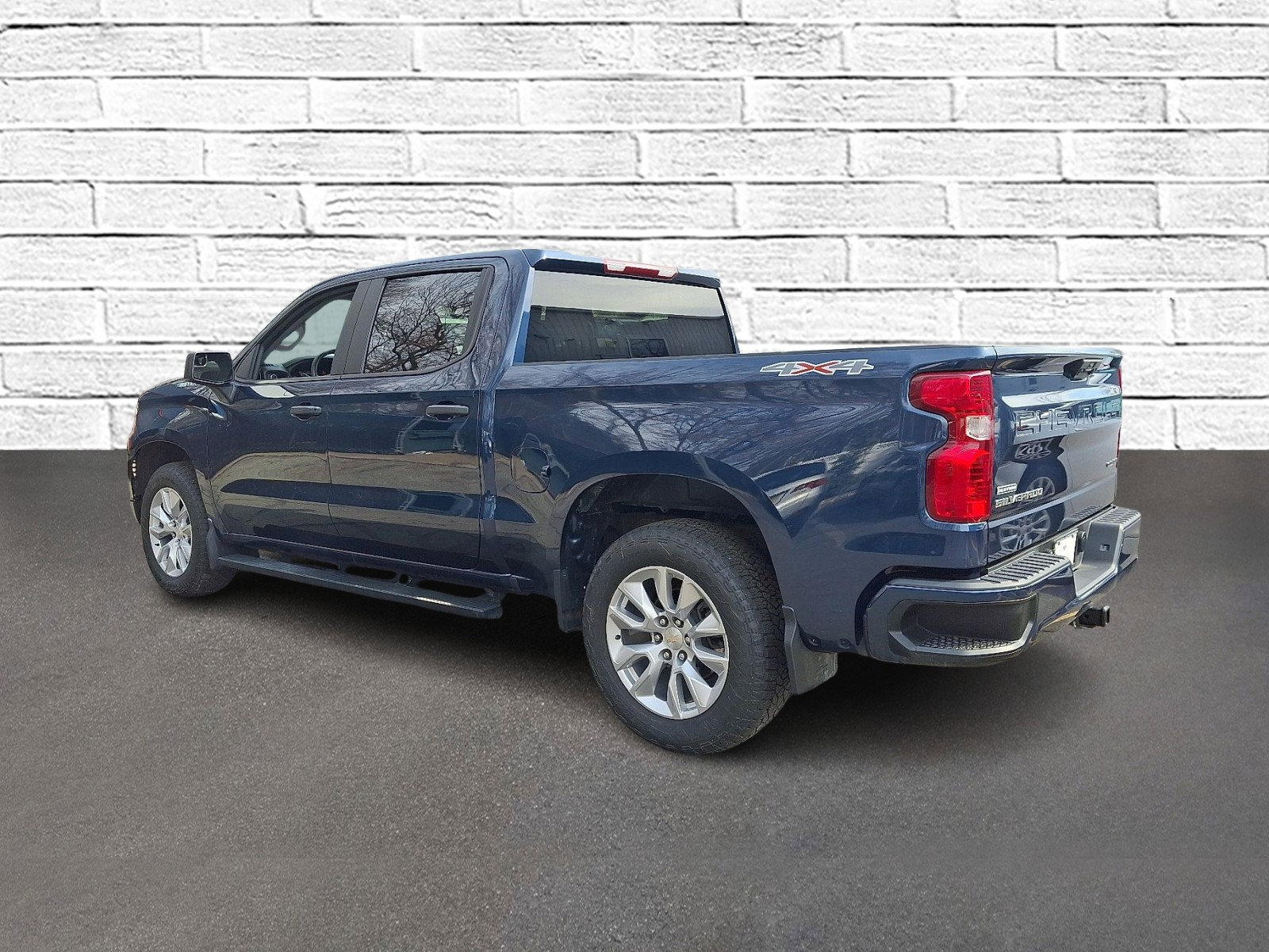 Used 2022 Chevrolet Silverado 1500 Custom AWD/4WD image 5