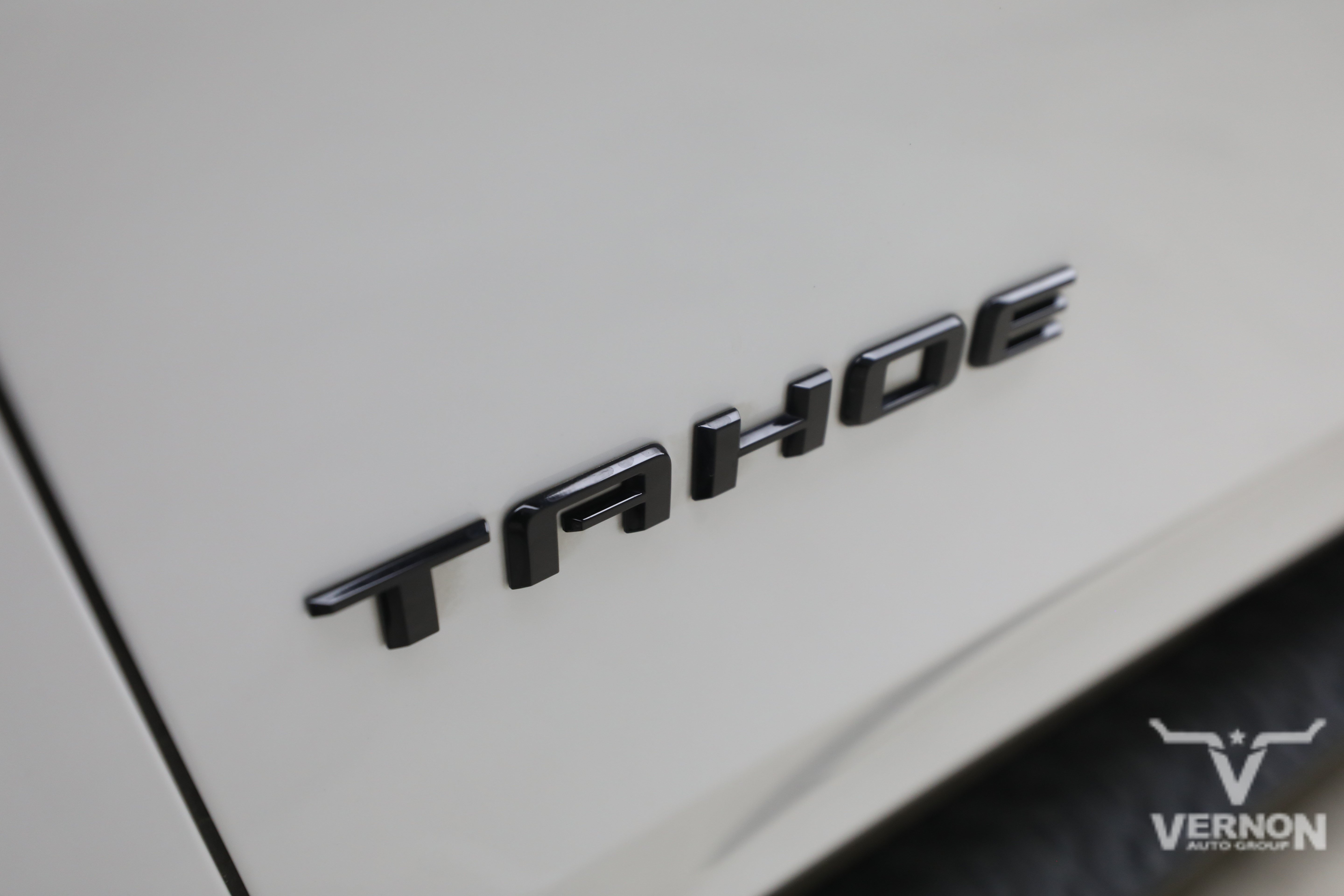 Used 2022 Chevrolet Tahoe Z71 w/ Luxury Package AWD/4WD image 13
