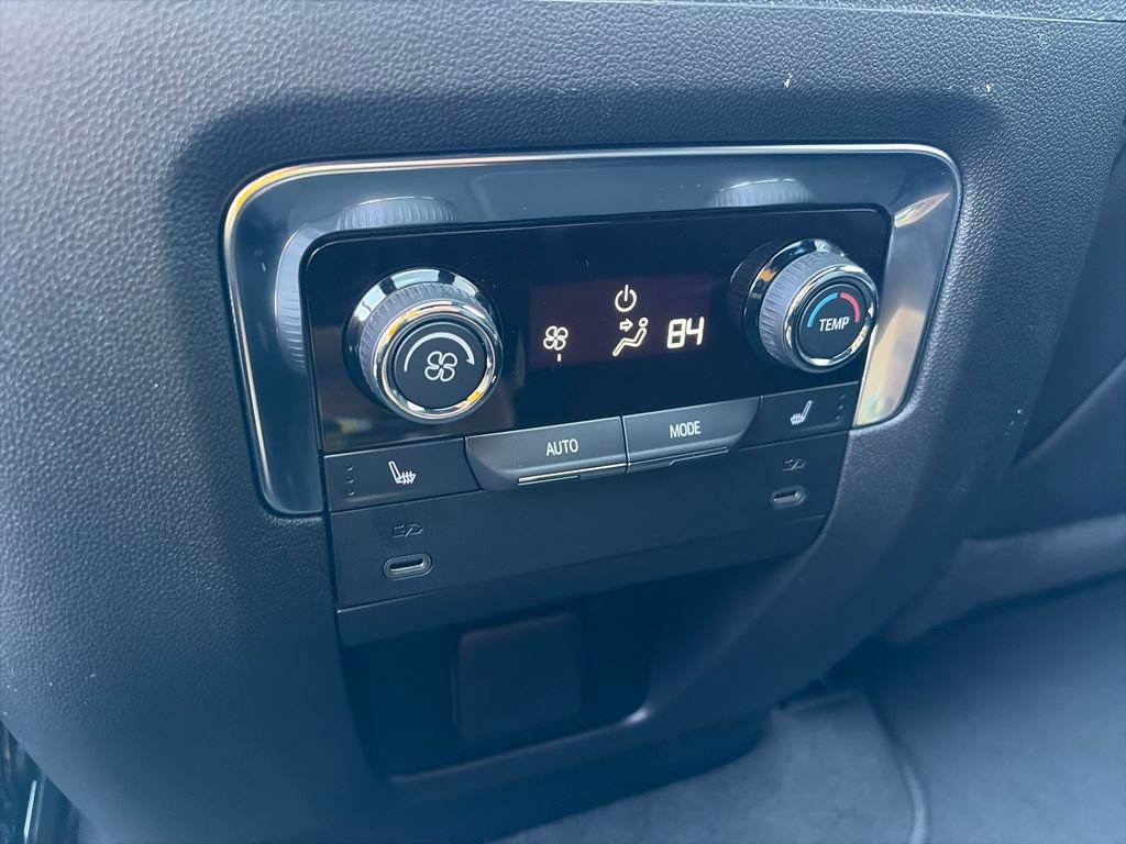 New 2026 Chevrolet Tahoe Premier w/ Sun And Tow Package AWD/4WD image 10