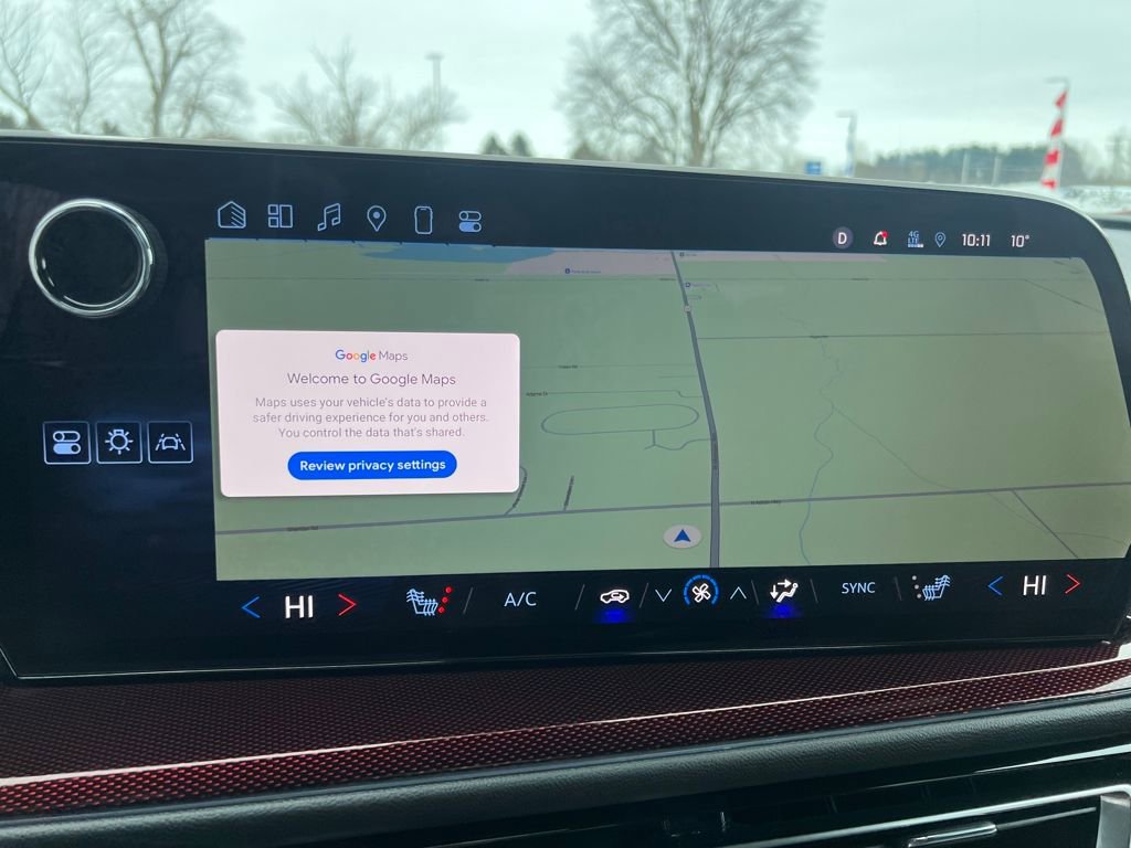 Used 2024 Chevrolet Traverse Z71 w/ LPO, Floor Liner Package image 16