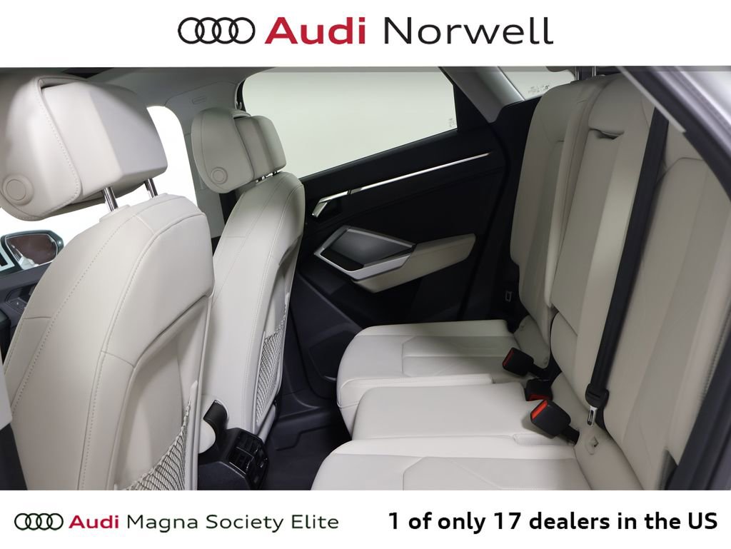 Used 2023 Audi Q3 2.0T Premium w/ Convenience Package AWD/4WD image 22