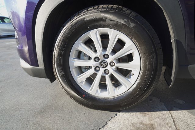 Certified 2024 Toyota Grand Highlander Limited image 33