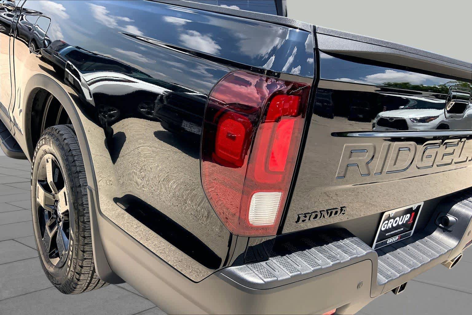 Used 2026 Honda Ridgeline Black Edition image 28