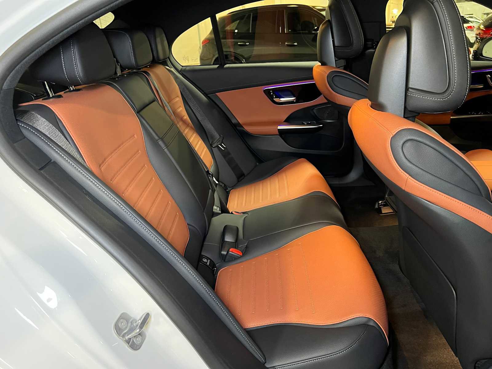 Used 2025 Mercedes-Benz C 300 4MATIC Sedan image 12