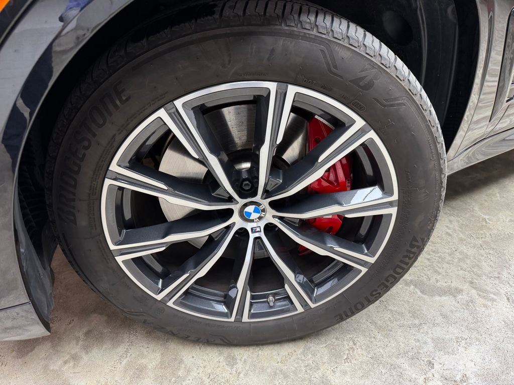 Certified 2025 BMW X5 M60i w/ Executive Package image 32