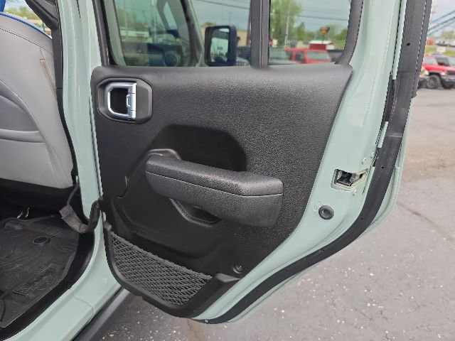 Used 2023 Jeep Wrangler Unlimited Rubicon 4xe w/ Cold Weather Group AWD/4WD image 51