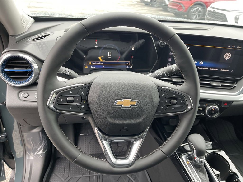 New 2026 Chevrolet Trax LT w/ Driver Confidence Package image 14