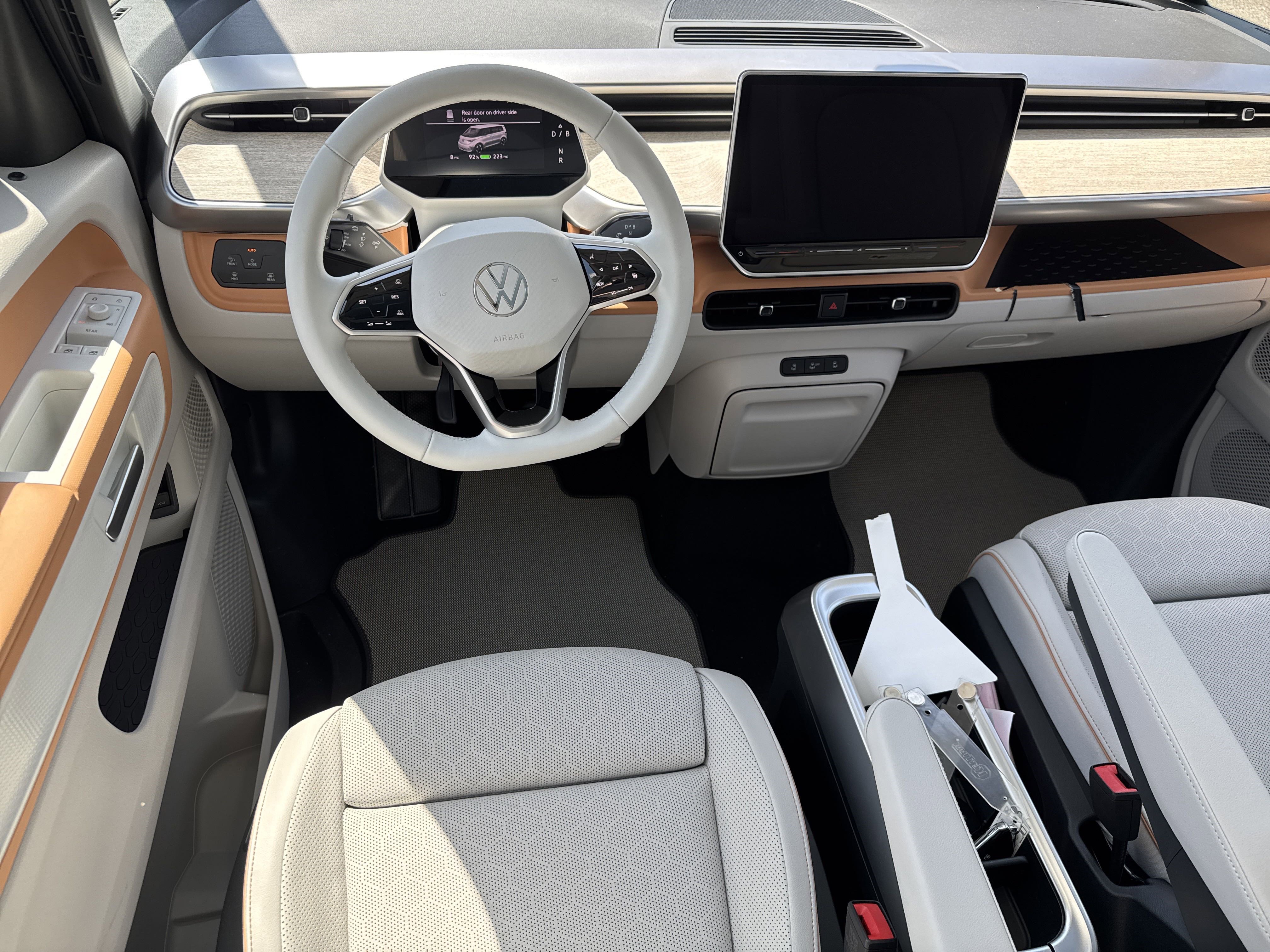 New 2025 Volkswagen ID. Buzz 1st Edition image 7