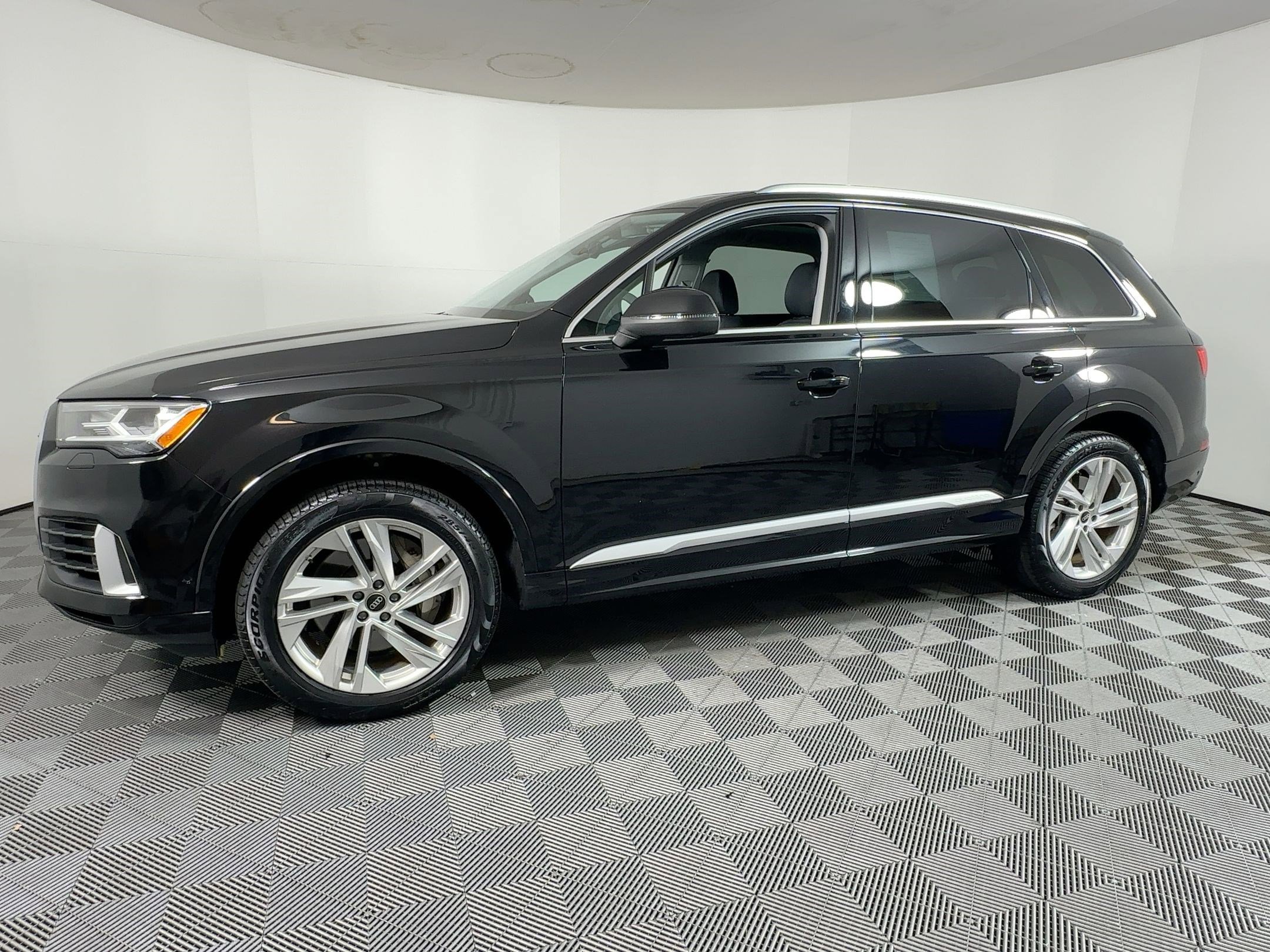 Used 2023 Audi Q7 3.0T Premium Plus image 20