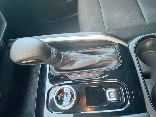 Used 2024 Chevrolet Colorado Trail Boss w/ LPO, Dark Essentials Package AWD/4WD image 15