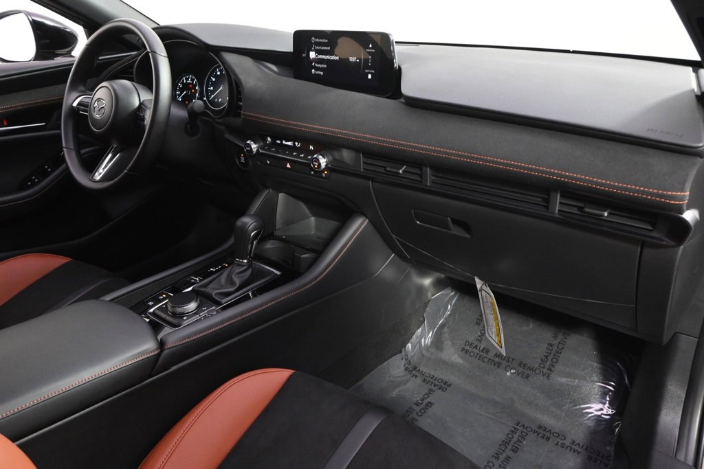 Certified 2025 MAZDA MAZDA3 Carbon image 15