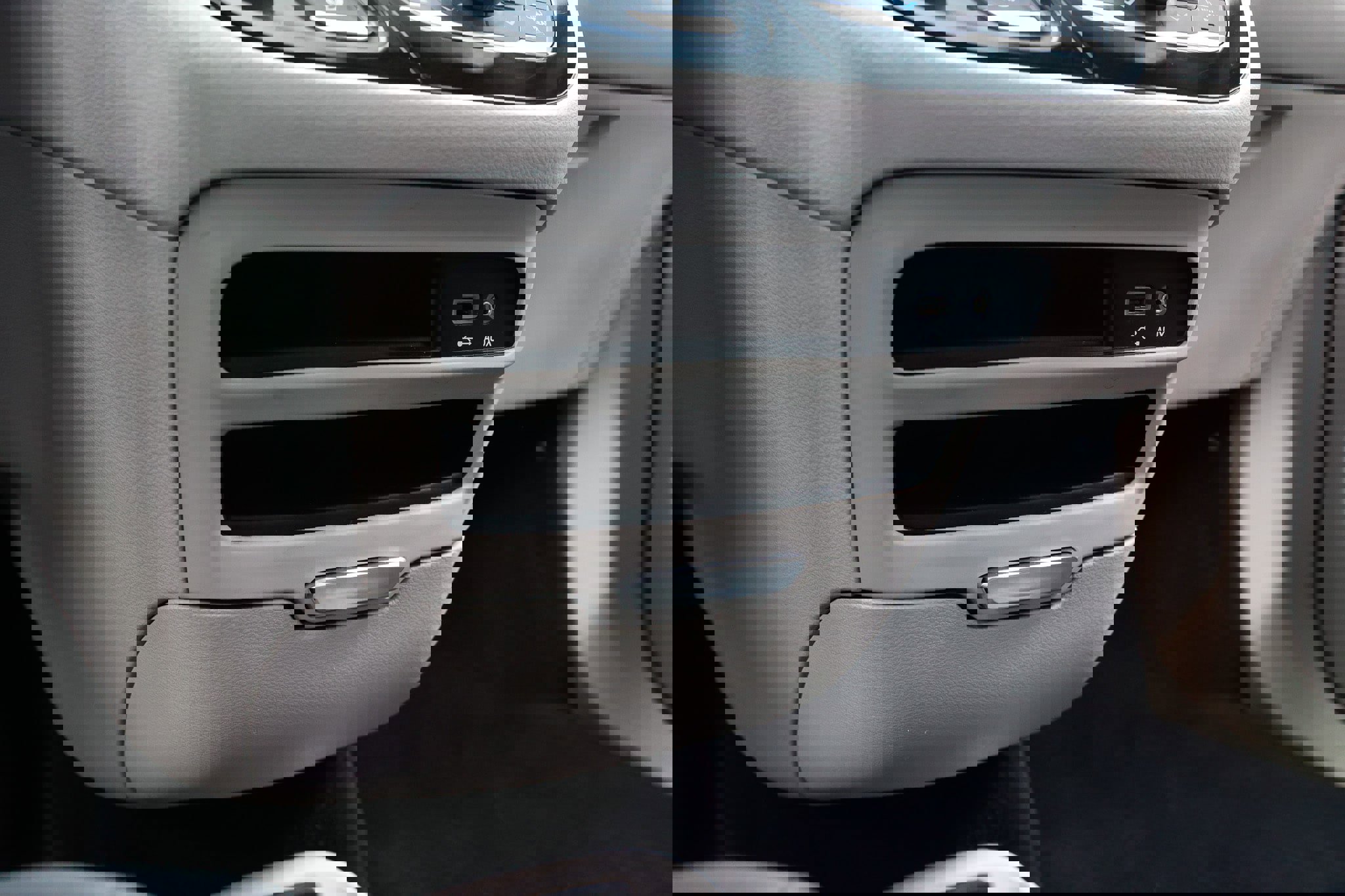 Used 2017 Chrysler Pacifica LX image 45