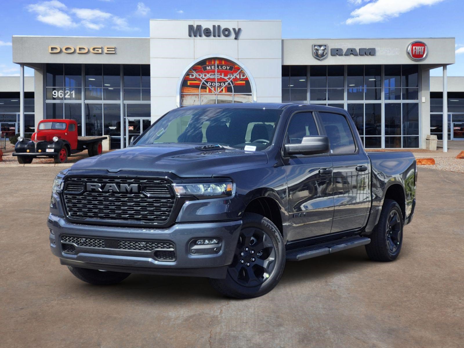 New 2026 RAM 1500 Express AWD/4WD image 5