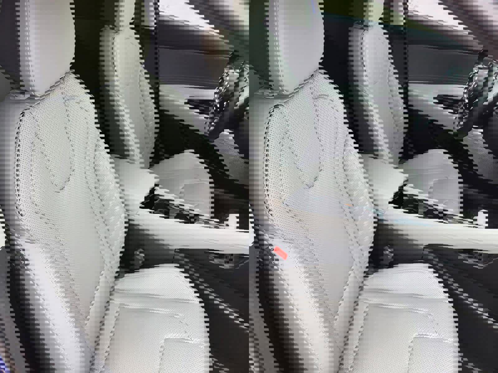 Used 2024 Hyundai Elantra Limited image 10