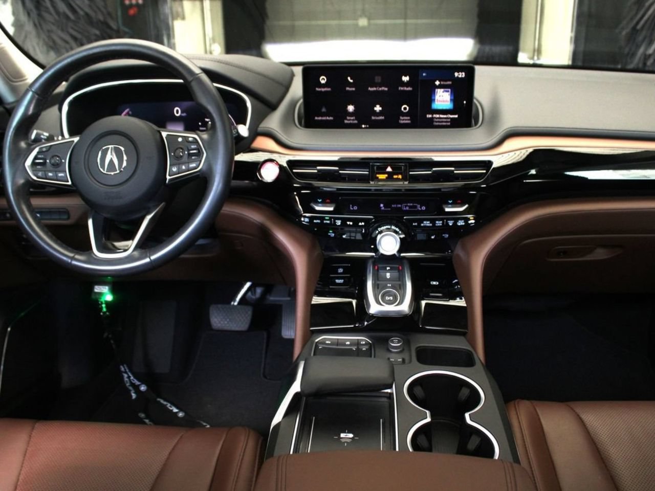 Certified 2024 Acura MDX w/ Technology Package FWD image 17
