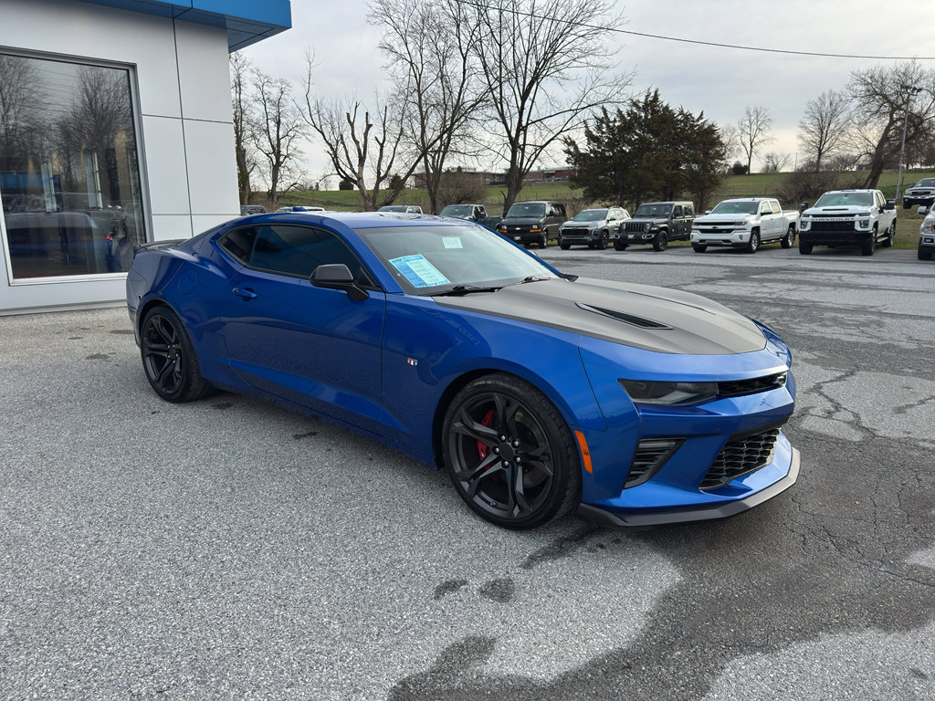 Used 2018 Chevrolet Camaro SS image 3