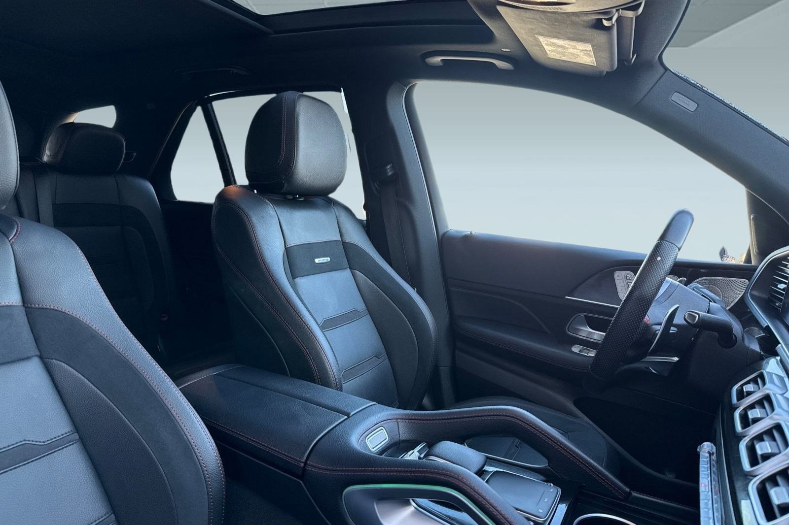 Certified 2023 Mercedes-Benz GLE 53 AMG 4MATIC image 31