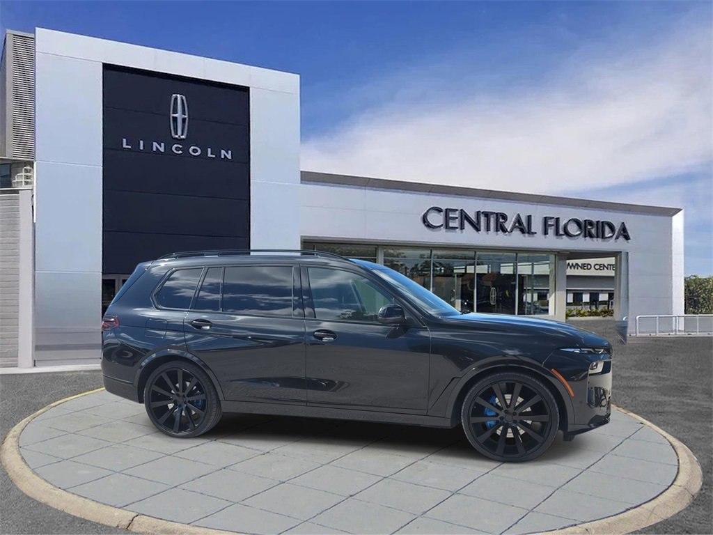 Used 2024 BMW X7 xDrive40i w/ Premium Package