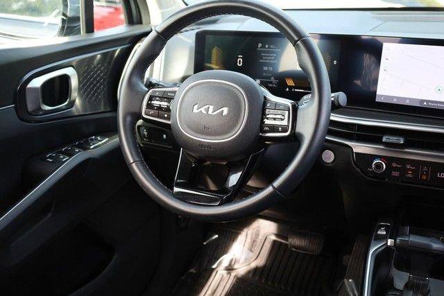 Used 2024 Kia Sorento S w/ Panoramic Sunroof Package AWD/4WD image 28