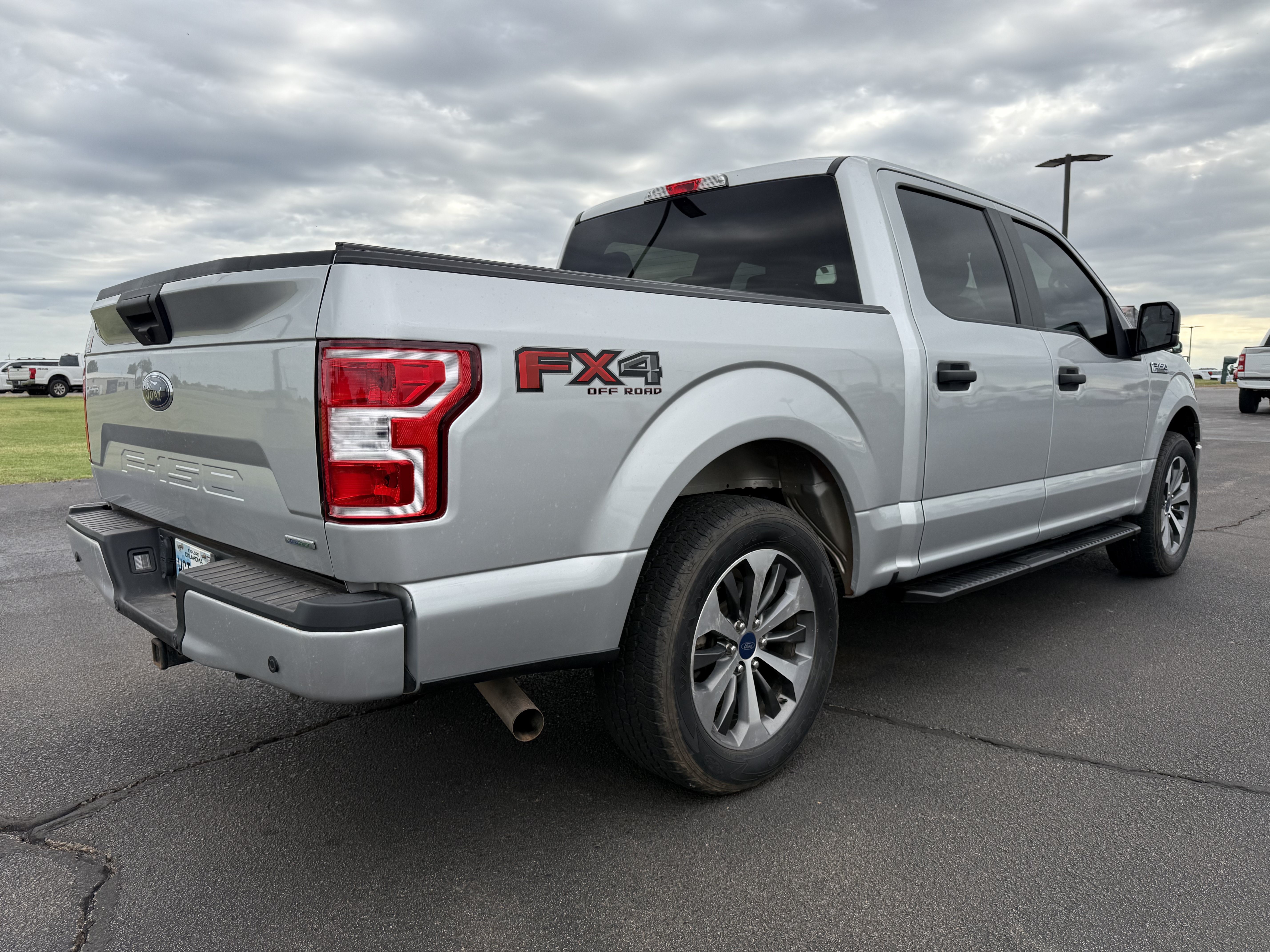 Used 2019 Ford F150 XL w/ Equipment Group 101A Mid AWD/4WD image 3