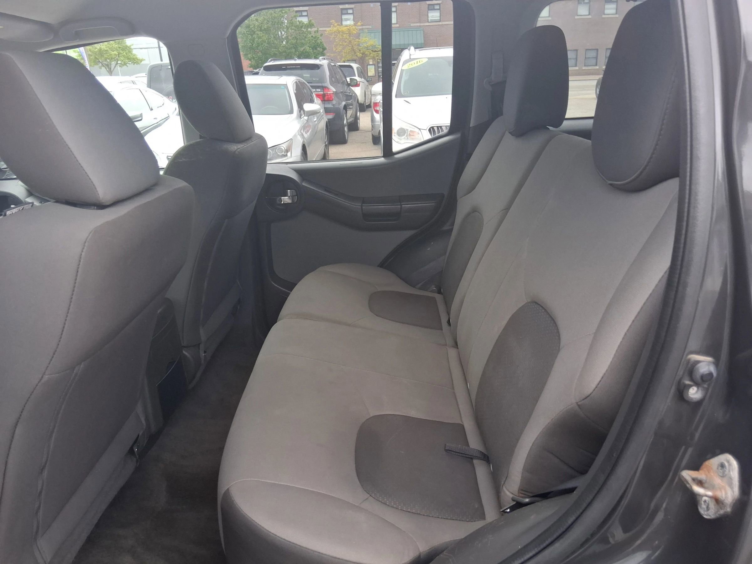 Used 2015 Nissan Xterra S w/ Value Package AWD/4WD image 14