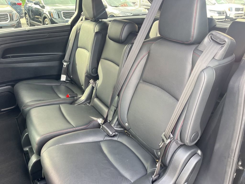 Used 2025 Honda Odyssey Sport-L image 27