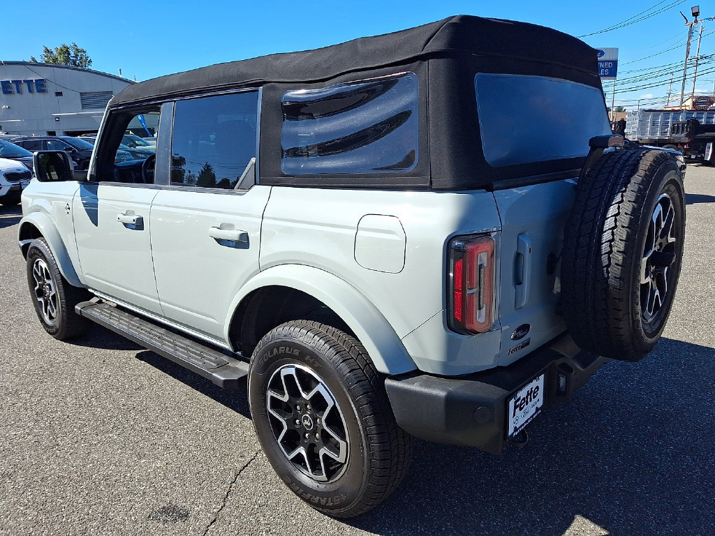 Used 2023 Ford Bronco Outer Banks AWD/4WD image 7