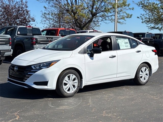 New 2025 Nissan Versa S w/ Trunk Package image 2