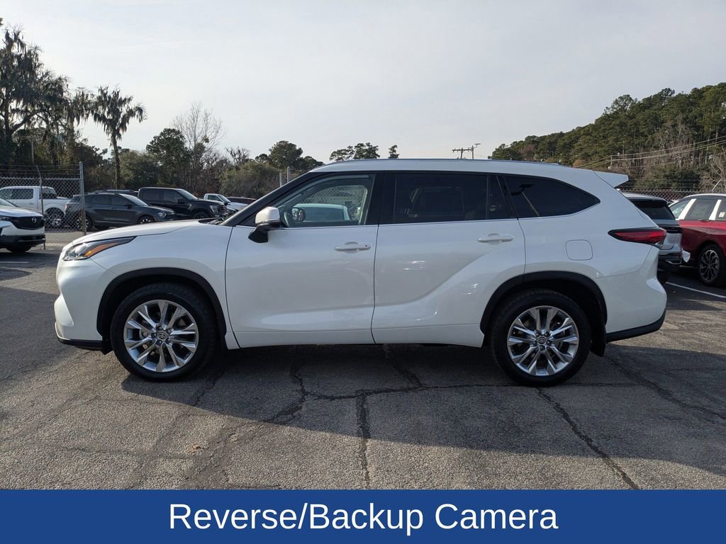 Used 2021 Toyota Highlander Limited image 7