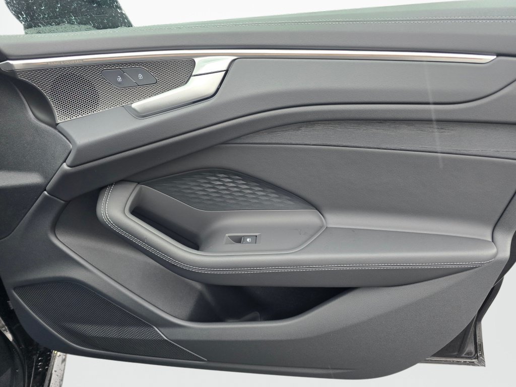 New 2026 Audi A6 Premium Plus AWD/4WD image 24