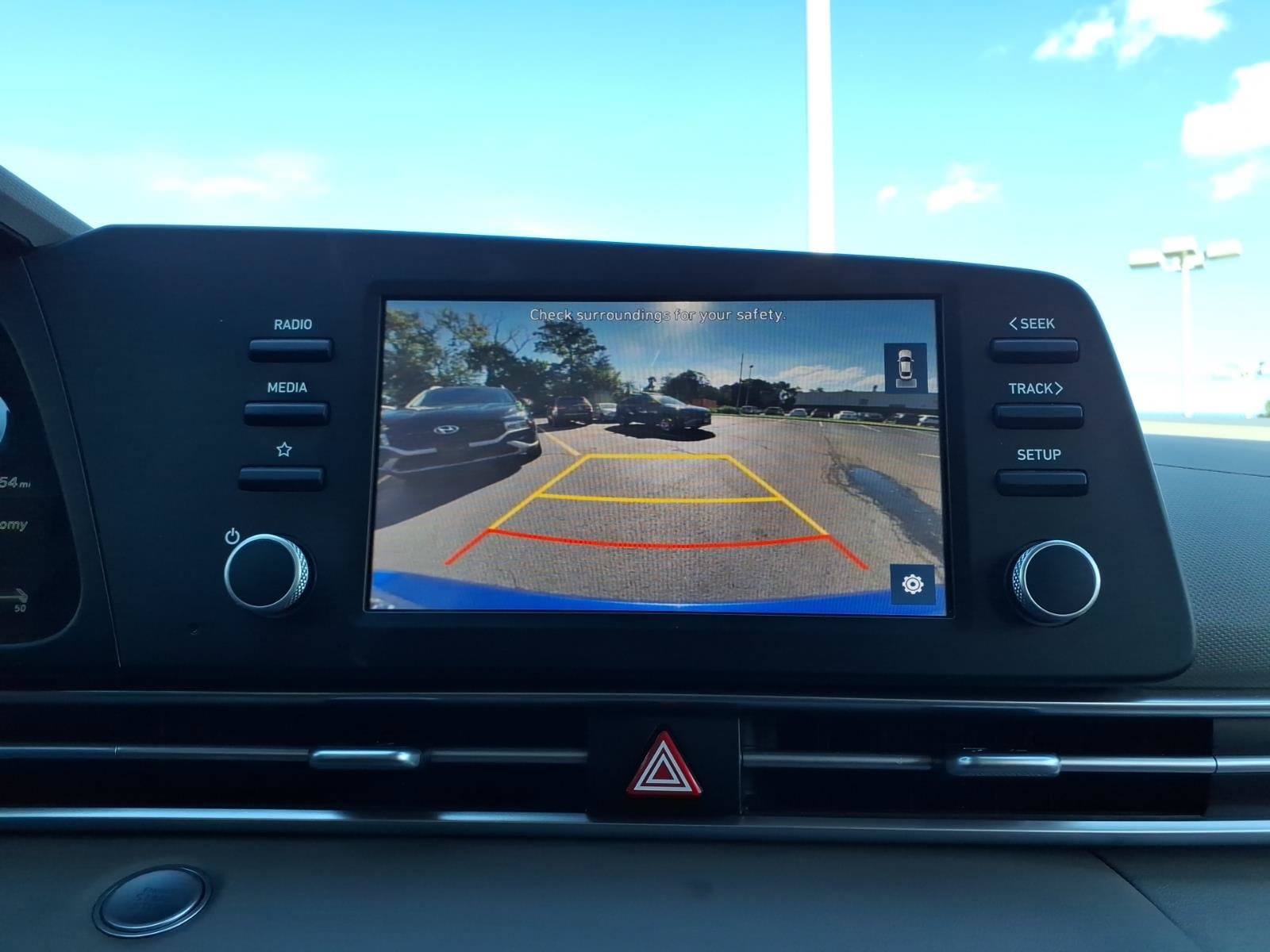 Certified 2023 Hyundai Elantra SEL FWD image 24
