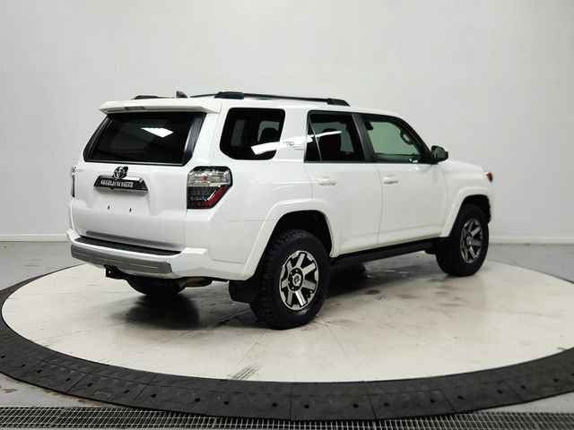 Used 2021 Toyota 4Runner TRD Off-Road AWD/4WD image 8