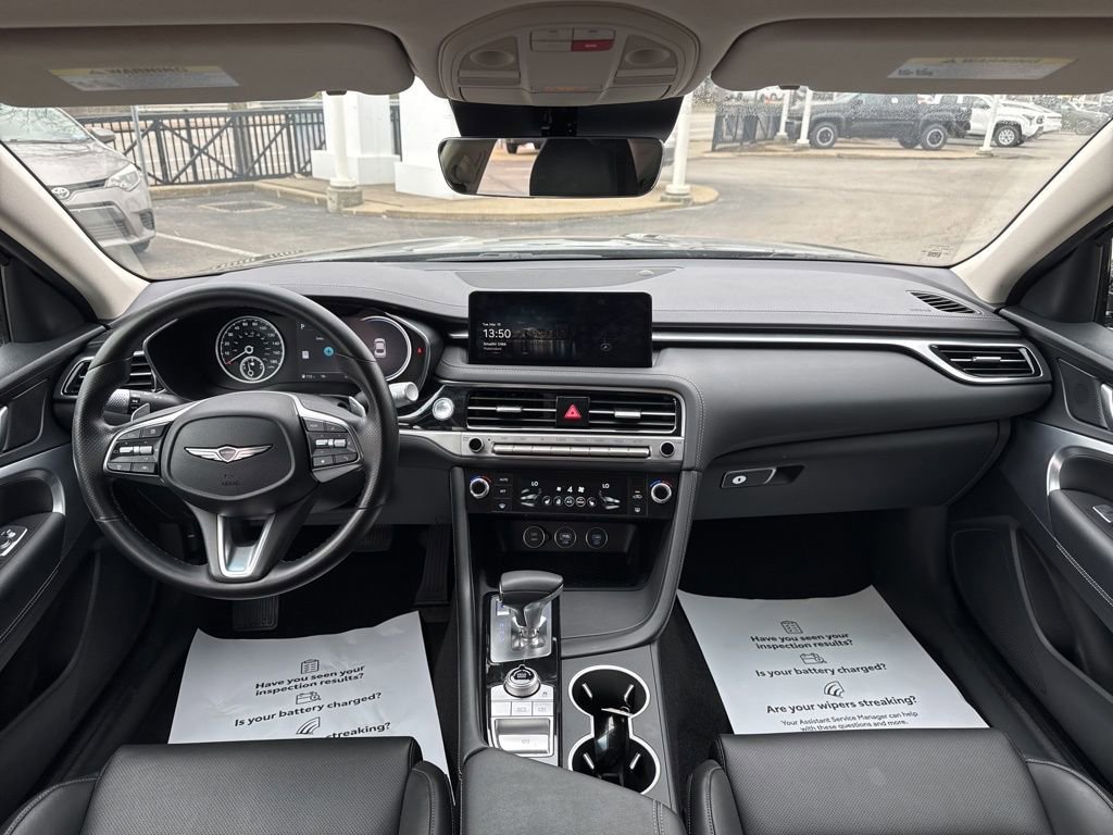 Used 2025 Genesis G70 2.5T image 20