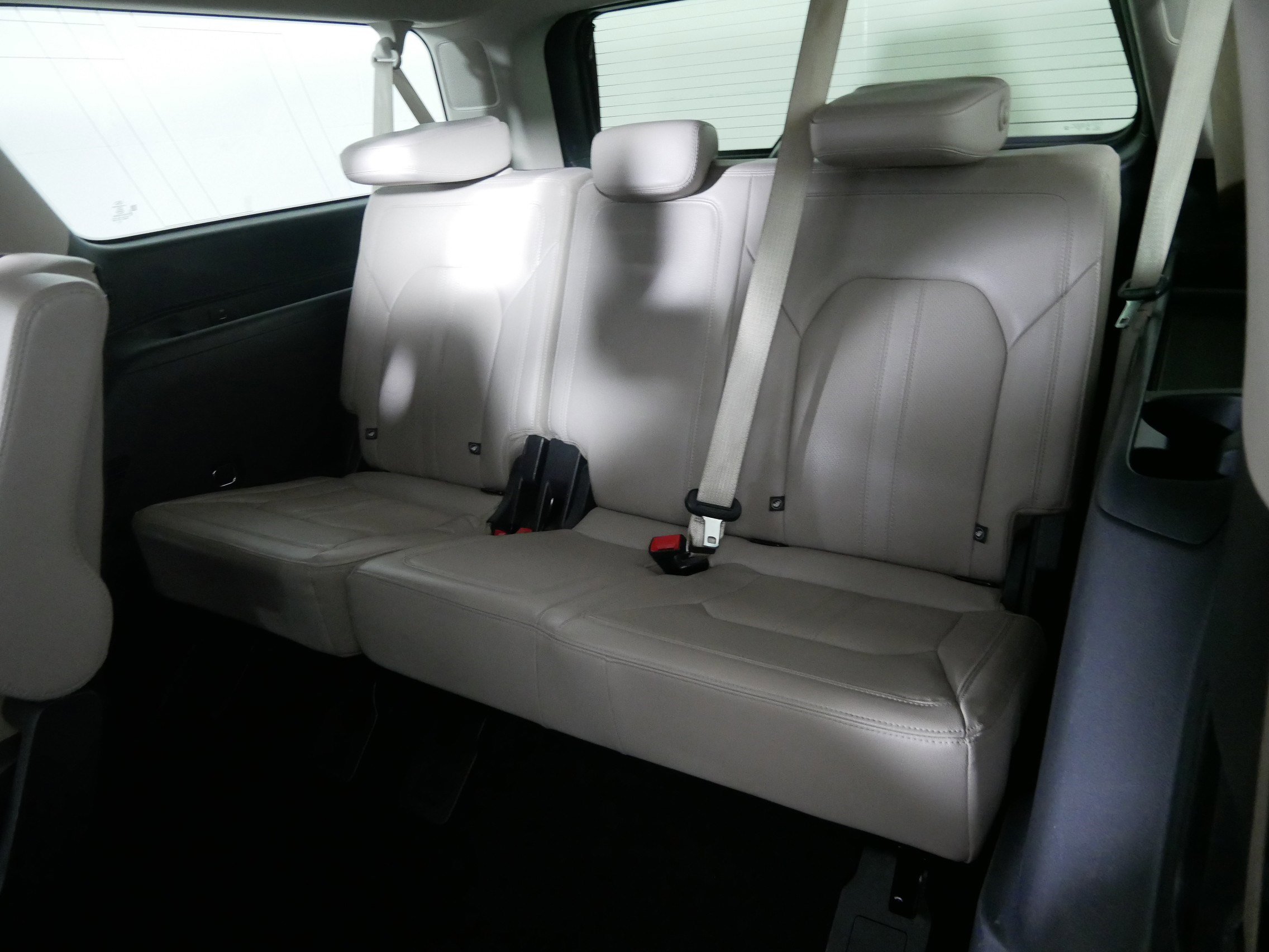 Used 2024 Ford Expedition Max Limited image 33