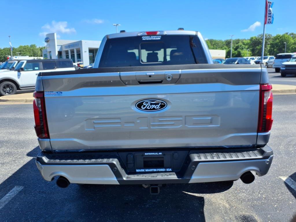 New 2025 Ford F150 XLT w/ Equipment Group 302A MID image 4