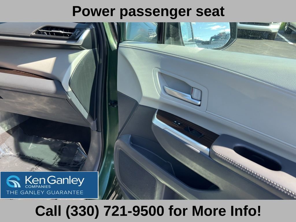 Used 2023 Toyota Sienna XLE image 58