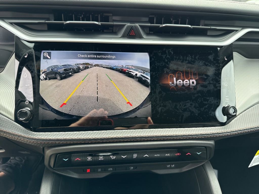 New 2026 Jeep Cherokee Limited image 12