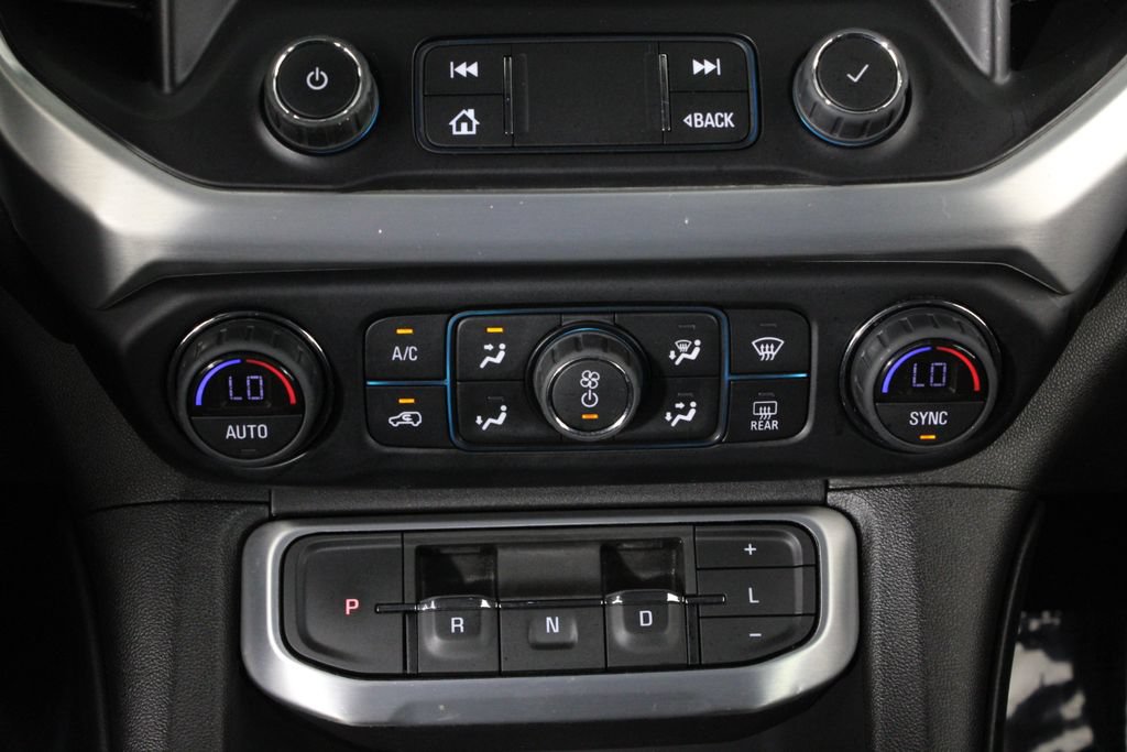 Used 2022 GMC Acadia SLE w/ Driver Convenience Package FWD image 22