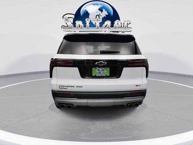 Used 2024 Chevrolet Traverse Z71 image 9