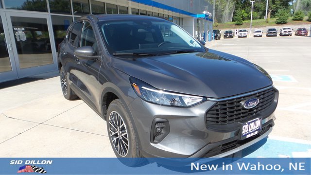 New 2025 Ford Escape SE image 25