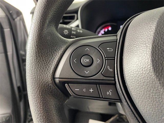 Used 2025 Toyota RAV4 XLE image 11