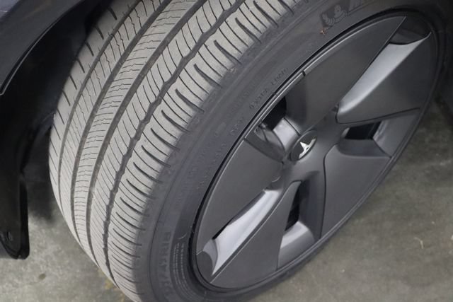 Used 2023 Tesla Model 3 Standard Range RWD image 43