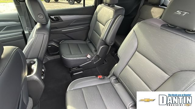 Used 2026 Buick Enclave Sport Touring FWD image 14