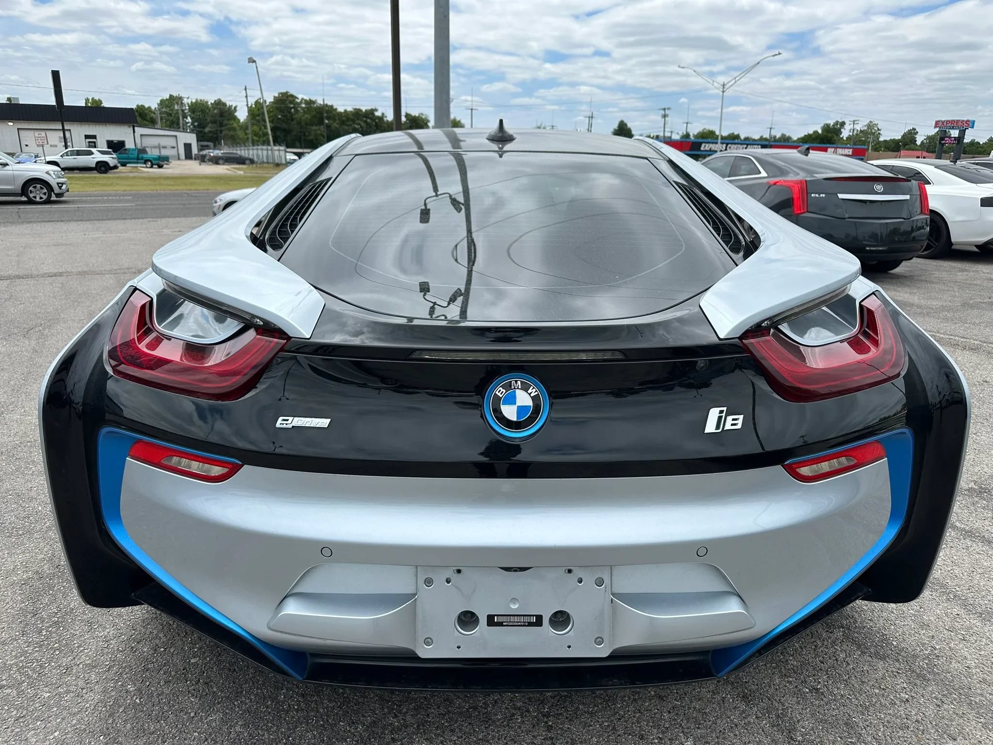 Used 2016 BMW i8 AWD/4WD image 26